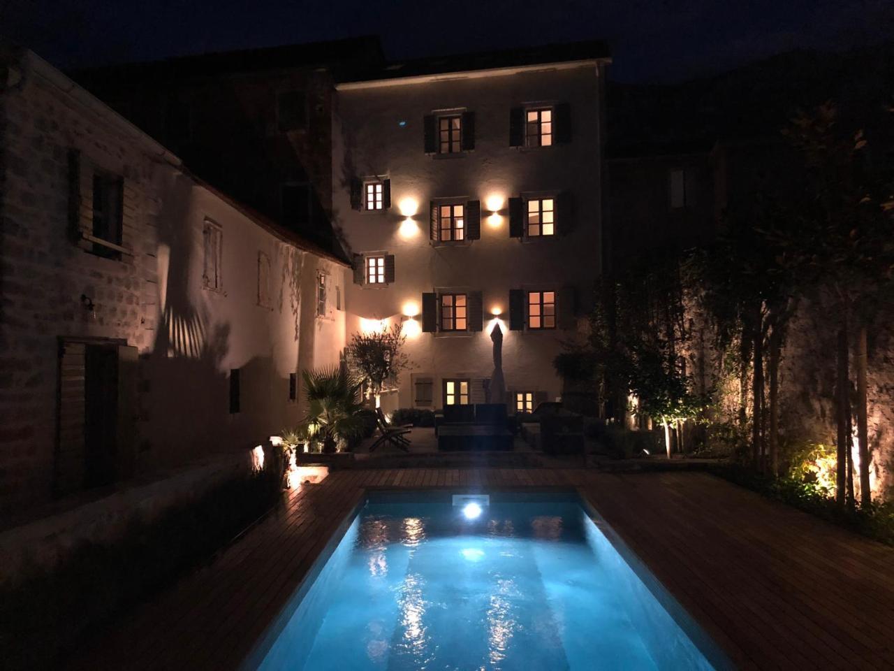 Bed and Breakfast Palazzo Sbutega Cattaro Esterno foto