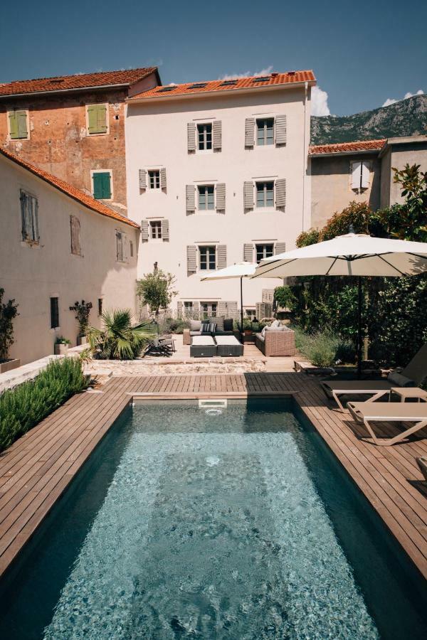 Bed and Breakfast Palazzo Sbutega Cattaro Esterno foto