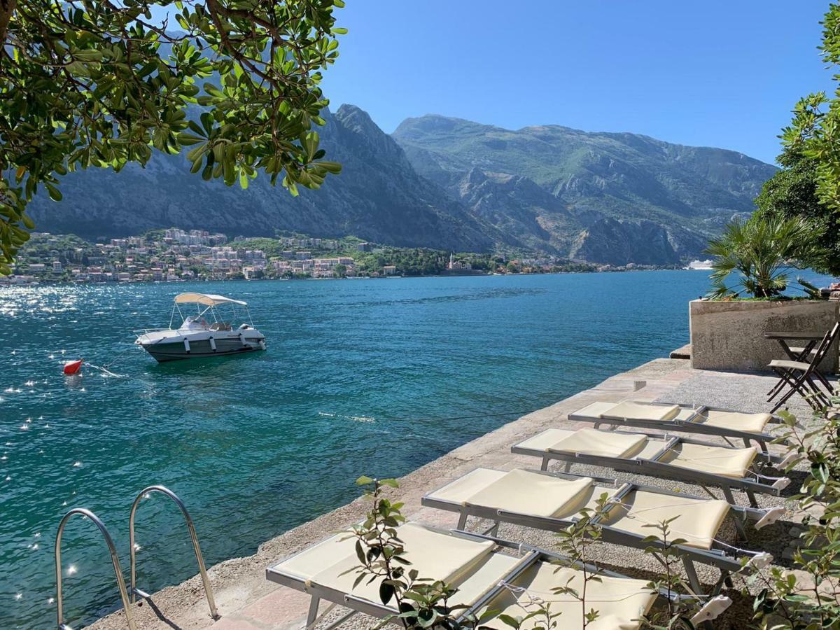 Bed and Breakfast Palazzo Sbutega Cattaro Esterno foto